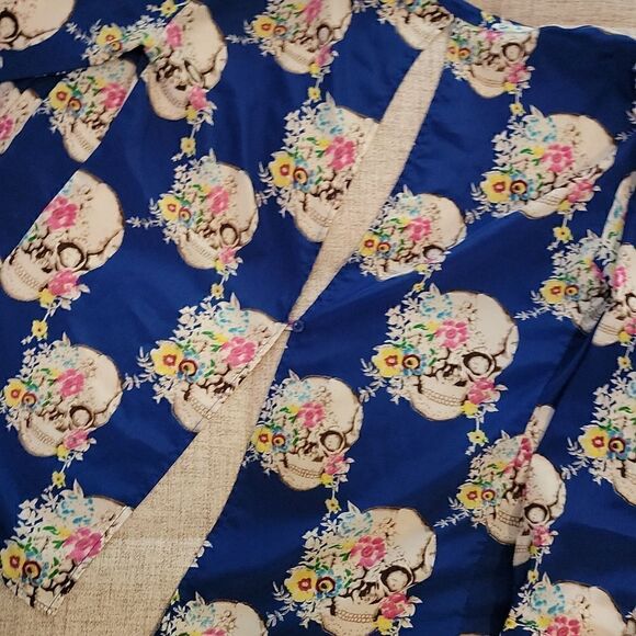 Skull Floral button down shirt - Picture 5 of 8